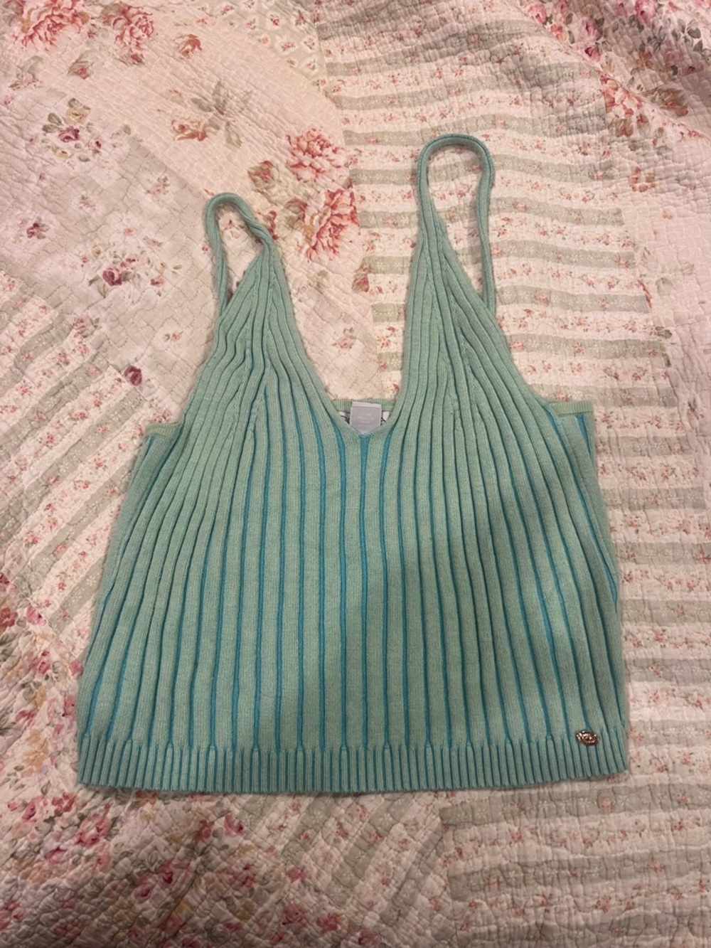 sofia by sofia vergara Mint Ribbed V-Neck Tank